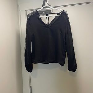 Lace detail black shirt